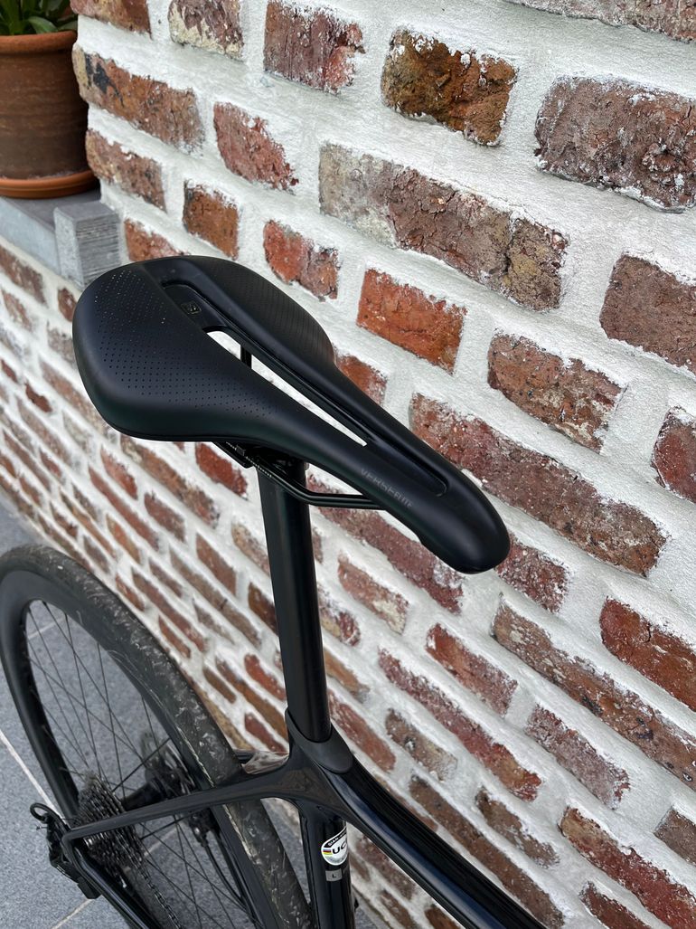 Used Giant TCR Advanced Pro Disc 2 2021 2021 Road & Gravel, Black — image 7 of 9