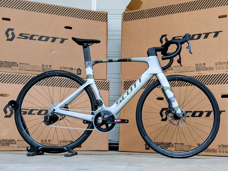 Gebrauchtes Scott Foil RC 30 2025 2025 Road & Gravel, Hellgrau — Bild 1 von 10