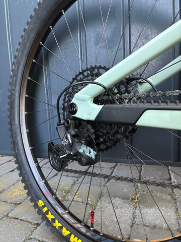 Used Focus JAM 6.8 2022 2022 Mountainbike, Green, 29 — image 10 of 14