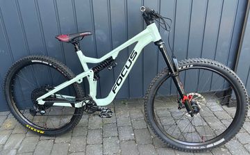Used Focus JAM 6.8 2022 2022 Mountainbike, Green, 29 — image 1 of 14
