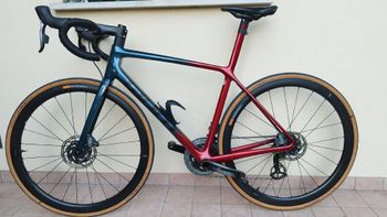 Used Giant TCR Advanced SL Disc 1 2022 2022 Road & Gravel, Red — image 2 of 18