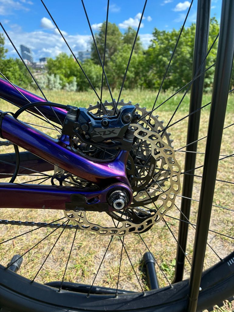 Used Trek Slash 9.8 XT 2021 2021 Mountainbike, Purple, 29 — image 10 of 22