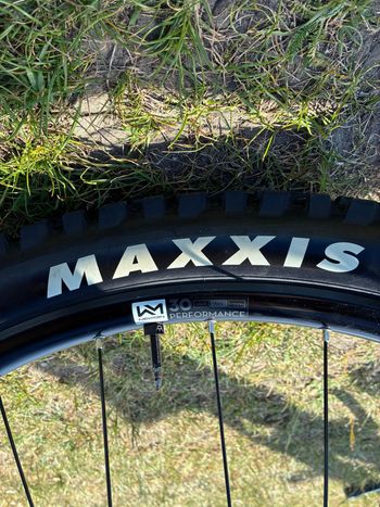 Used Trek Slash 9.8 XT 2021 2021 Mountainbike, Purple, 29 — image 12 of 22