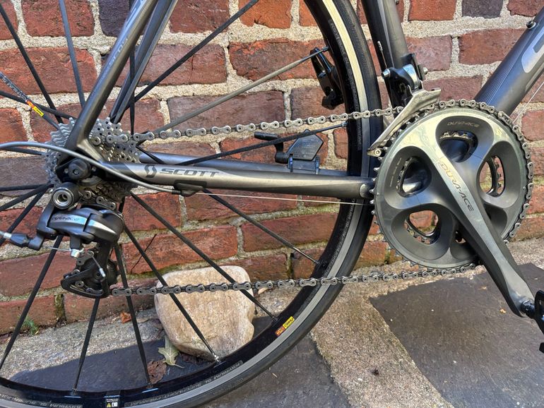 Used Scott R7 2014 2014 Road & Gravel, Light Gray — image 3 of 4