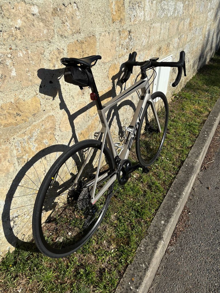 Used BMC Teammachine SLR FIVE 2023 2023 Road & Gravel, Light Gray — image 2 of 7