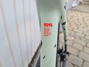 Used Canyon Grizl CF SL 8 Suspension 1by 2022 2022 Road & Gravel — image 7 of 10