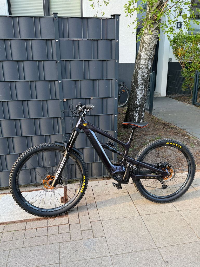 Used YT Industries Decoy UNCAGED 9 MX 2023 2023 Mountainbike, Purple, 29, 27.5 — image 6 of 10