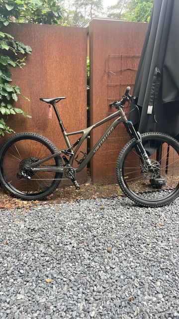 Brugt Specialized Stumpjumper Comp Alloy 2023 2023 Mountainbike — billede 2 af 16