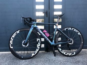 Used Giant Propel Shimano Ultegra Di2 2026 Road & Gravel, Purple — image 2 of 3