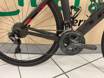 Used Trek Madone 9.5 2017 2017 Road & Gravel — image 3 of 5