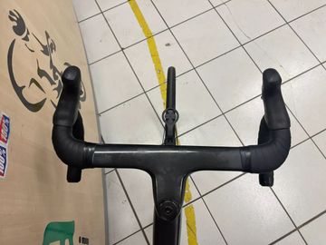 Used Trek Madone 9.5 2017 2017 Road & Gravel, Black — image 5 of 5