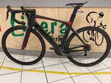Used Trek Madone 9.5 2017 2017 Road & Gravel, Black — image 2 of 5