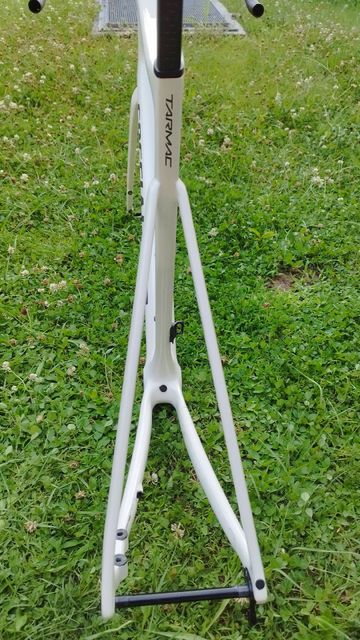 Used Specialized Tarmac SL7 Frameset 2022 Frameset 2022 Road & Gravel, White — image 6 of 8
