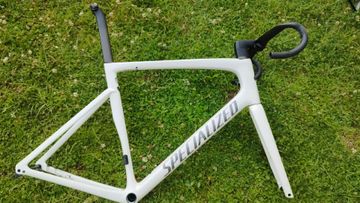 Used Specialized Tarmac SL7 Frameset 2022 Frameset 2022 Road & Gravel, White — image 1 of 8