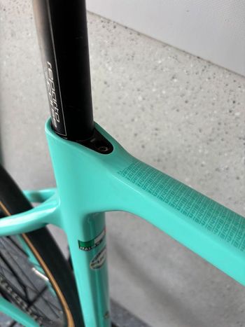 Used Bianchi Sprint Disc Ultegra 2021 2021 Road & Gravel — image 5 of 13