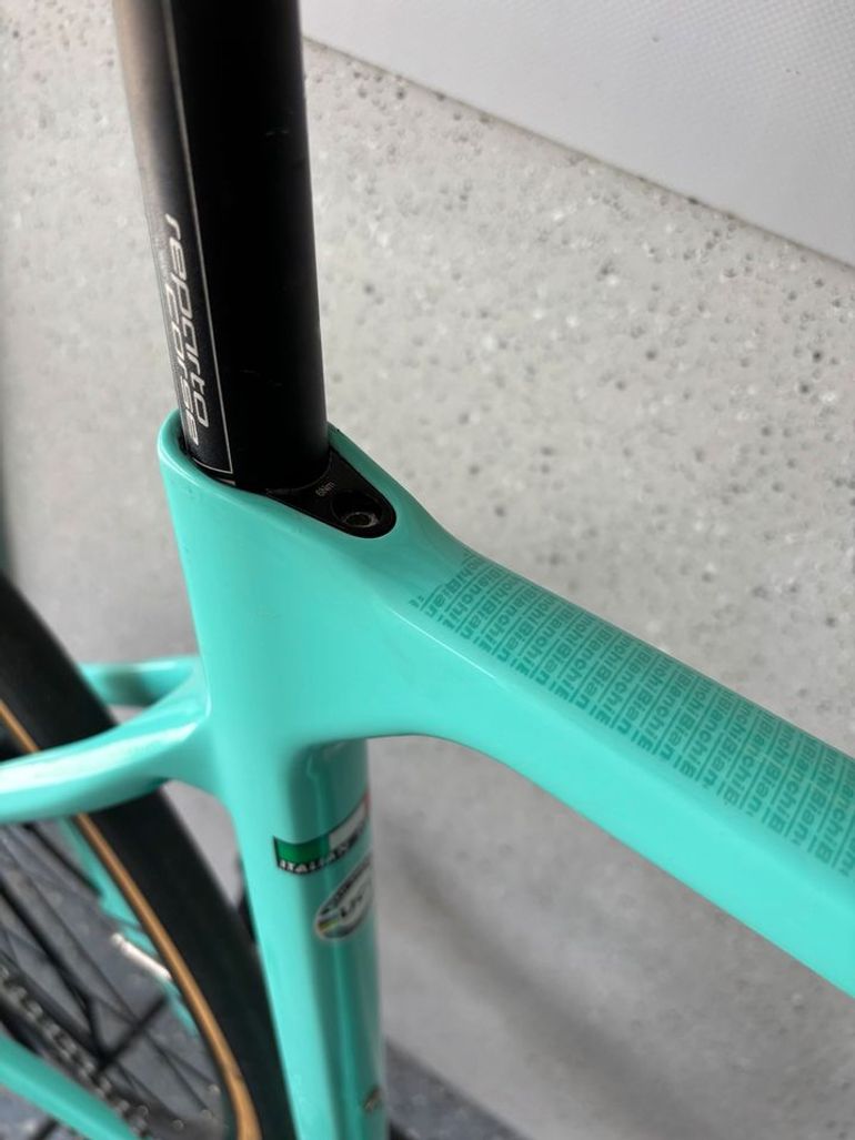 Used Bianchi Sprint Disc Ultegra 2021 2021 Road & Gravel — image 5 of 13