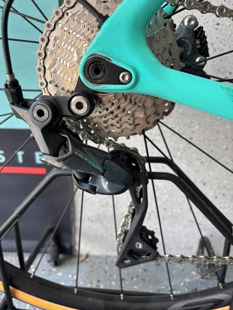 Used Bianchi Sprint Disc Ultegra 2021 2021 Road & Gravel — image 6 of 13