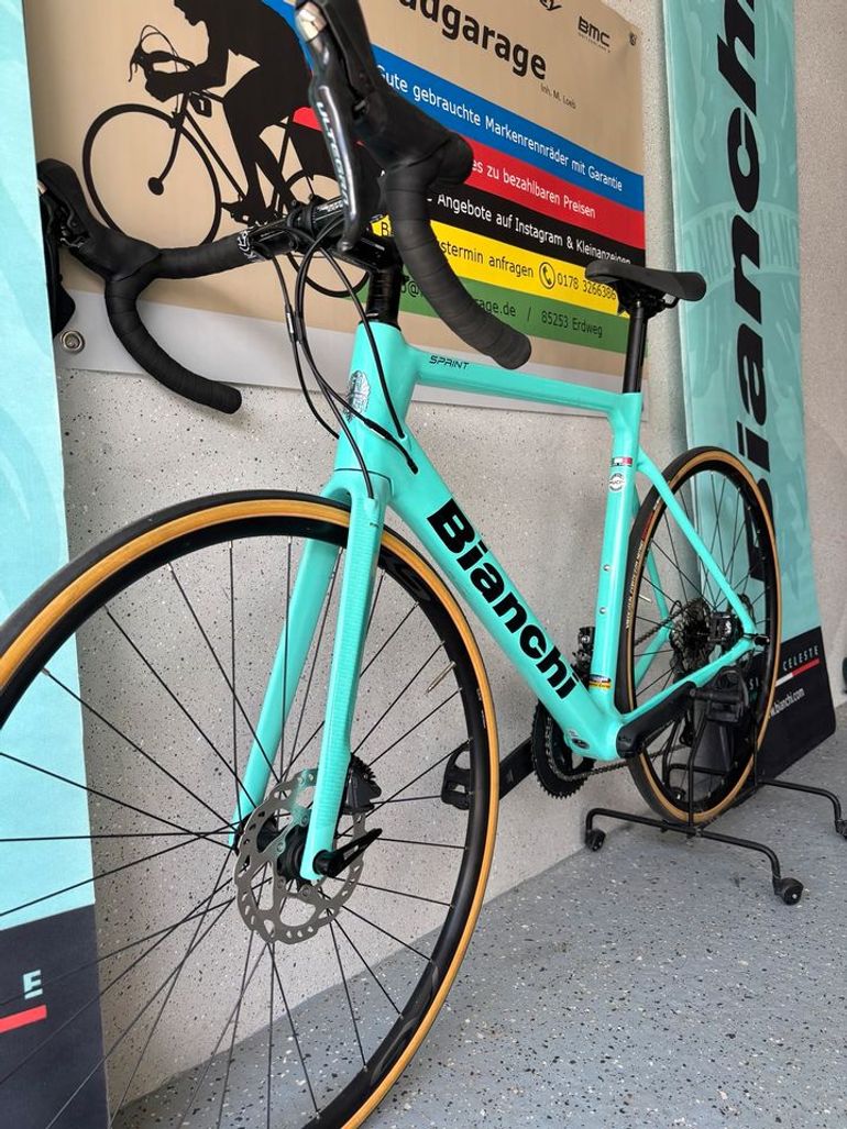 Used Bianchi Sprint Disc Ultegra 2021 2021 Road & Gravel — image 1 of 13