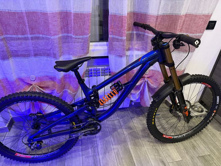 Used Saracen Myst Team 29/27 2021 2021 Mountainbike, Azul — image 5 of 8