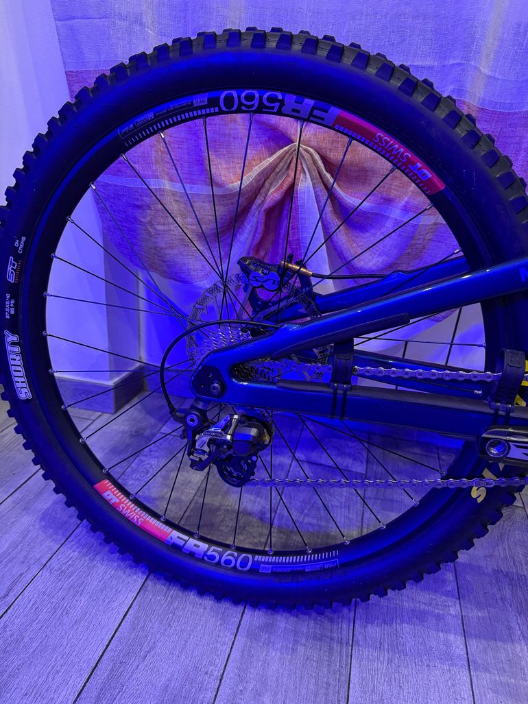 Used Saracen Myst Team 29/27 2021 2021 Mountainbike, Azul — image 7 of 8