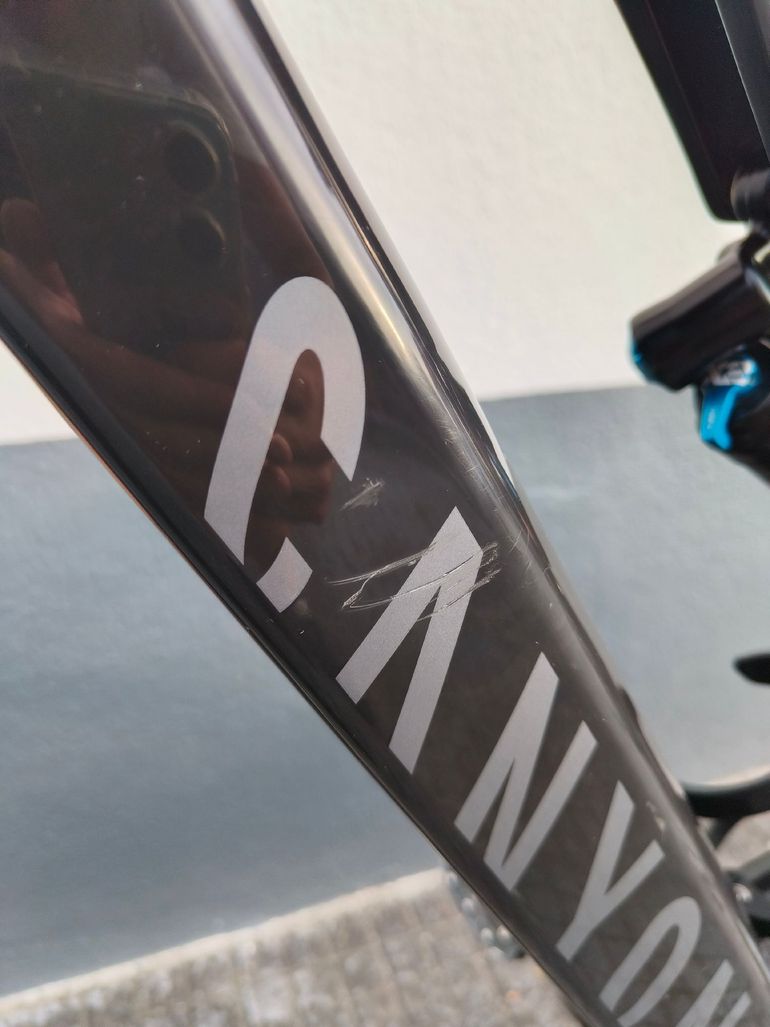 Used Canyon Canyon Spectral:ON CF 8 2024 2024 Mountainbike, Black — image 15 of 16