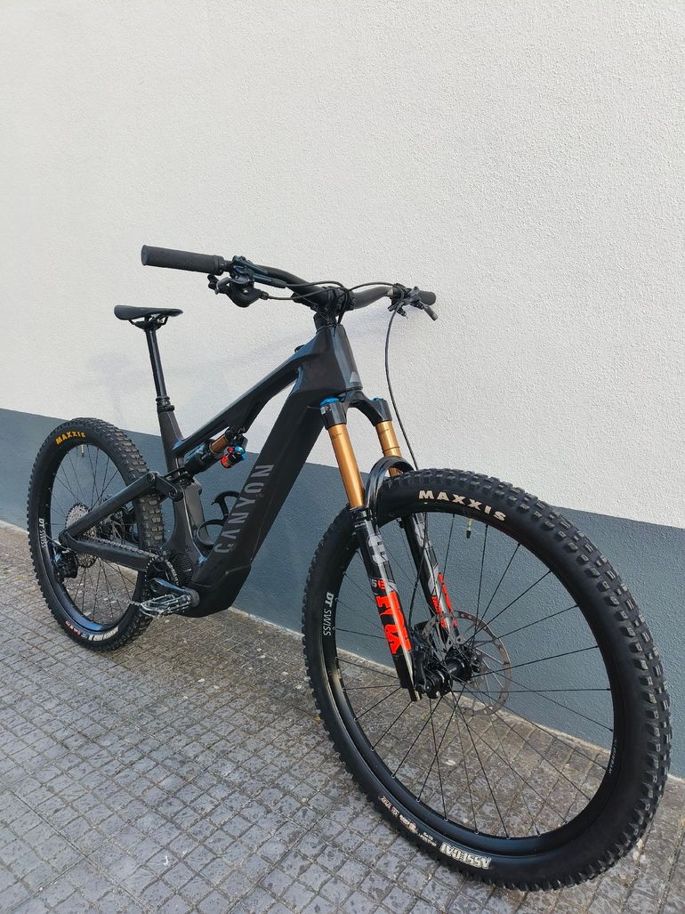Used Canyon Canyon Spectral:ON CF 8 2024 2024 Mountainbike, Black — image 5 of 16