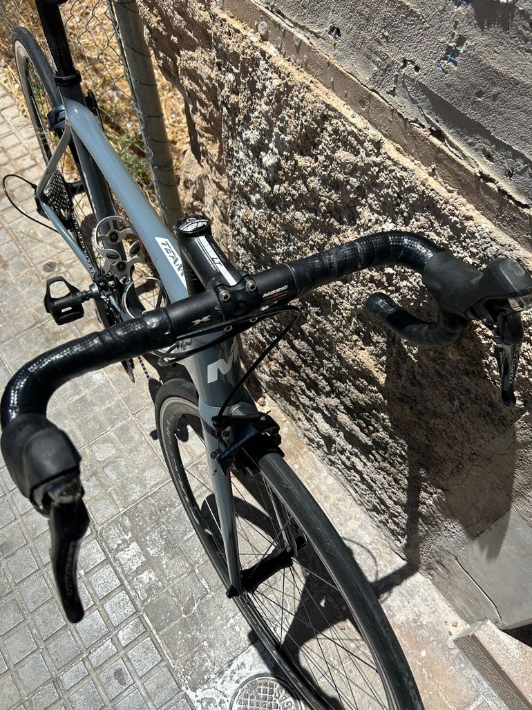 Used Massi Team Carbon 2019 - Talla M - Shimano Ultegra 2019 Road & Gravel, Light Gray — image 9 of 10
