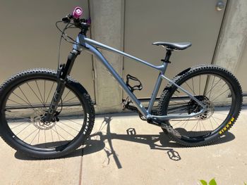 Used Giant Fathom 1 2022 2022 MTB