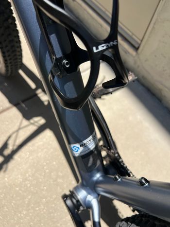 Used Giant Fathom 1 2022 2022 Mountainbike, Blue, 27.5 — image 9 of 10