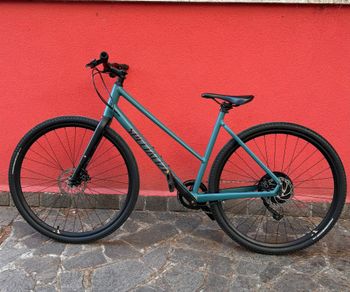 Used Specialized Sirrus Microshift AdventX 2022 Road & Gravel