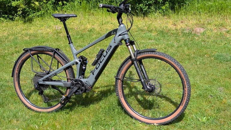 Used Focus THRON² 6.7 EQP 2020 2020 Mountainbike, Light Gray, 29 — image 1 of 4