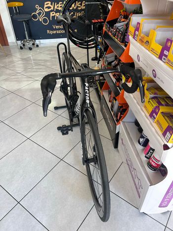 Used Factor OSTRO VAM - Shimano Ultegra 2026 2026 Road & Gravel, Black — image 6 of 6