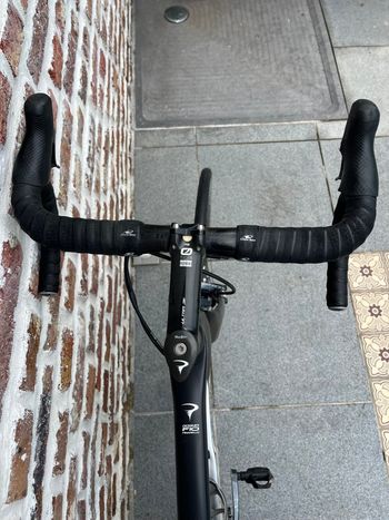 Used Pinarello Dogma F10 Rim Ultegra Di2 Bike 2019 2019 Road & Gravel, Negro — image 7 of 9