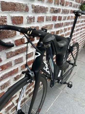 Used Pinarello Dogma F10 Rim Ultegra Di2 Bike 2019 2019 Road & Gravel, Negro — image 4 of 9