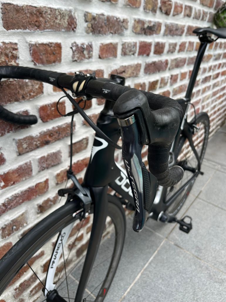 Used Pinarello Dogma F10 Rim Ultegra Di2 Bike 2019 2019 Road & Gravel, Negro — image 4 of 9