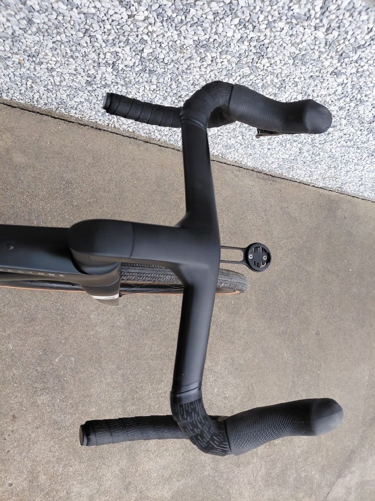 Used Trek Checkmate SLR 9 AXS 2025 2025 Road & Gravel, Black — image 6 of 7
