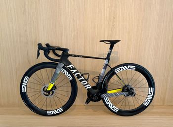Used Factor OSTRO VAM - Shimano Ultegra 2025 2025 Road & Gravel — image 4 of 18
