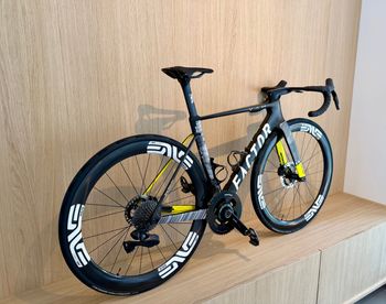Used Factor OSTRO VAM - Shimano Ultegra 2025 2025 Road & Gravel — image 3 of 18