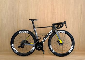 Used Factor OSTRO VAM - Shimano Ultegra 2025 2025 Route & Gravel
