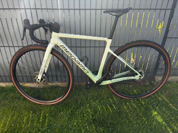 Used Megamo SILK 08 2024 2024 Road & Gravel, White — image 2 of 5