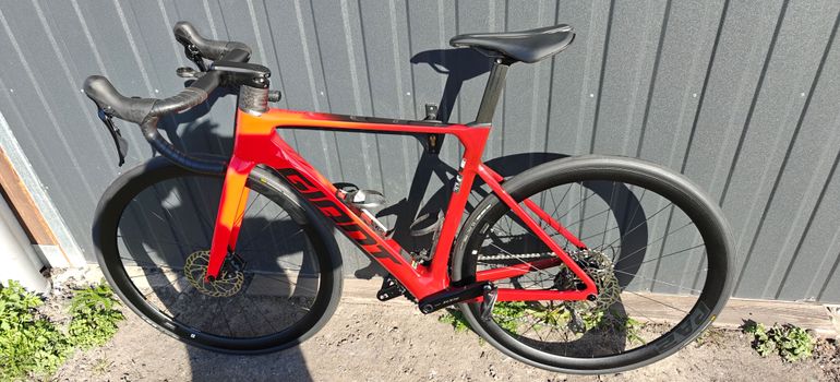 Used Giant Giant Propel Advanced 2 2024 2024 Road & Gravel, Rot — image 6 of 6