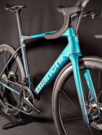 Used Bianchi Specialissima Pro Ultegra Di2 2026 2026 Road & Gravel — image 7 of 26