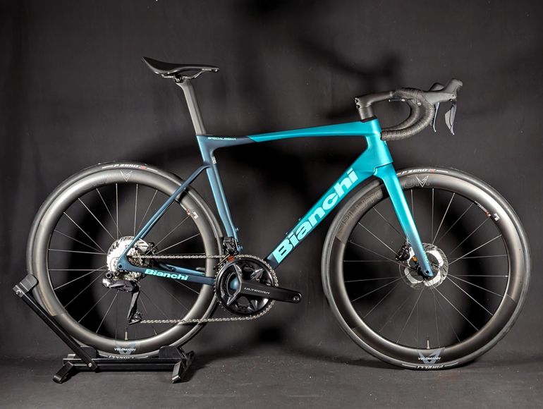 Used Bianchi Specialissima Pro Ultegra Di2 2026 2026 Road & Gravel — image 1 of 26