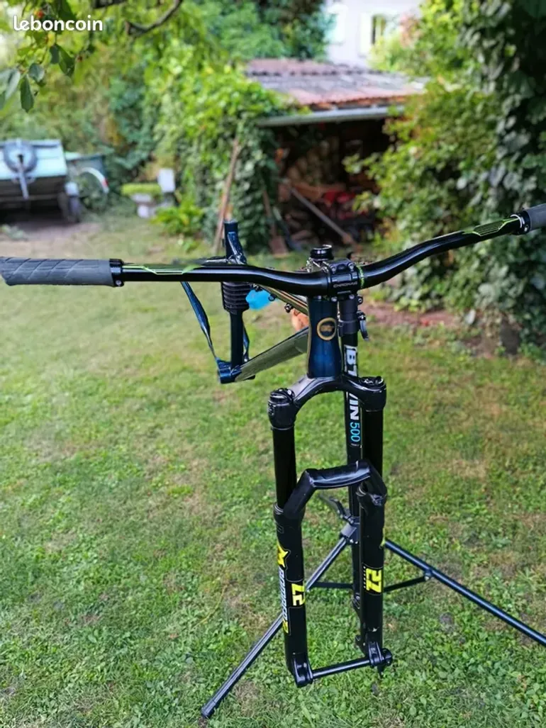 Used Production Privée Shan GT Classic 2023 2023 Mountainbike, Blue, 29 — image 4 of 7