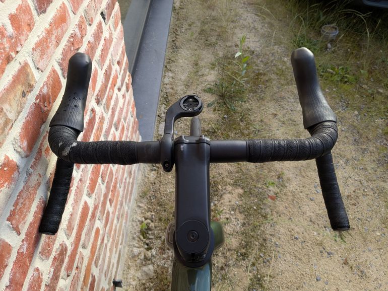 Used Scott Addict Gravel 30 2023 2023 Road & Gravel, Green — image 6 of 11