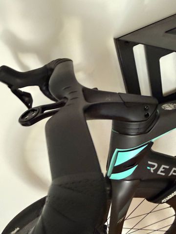 Used Bianchi Oltre RC Frame kit 2024 Frameset 2024 Road & Gravel, Black — image 7 of 8