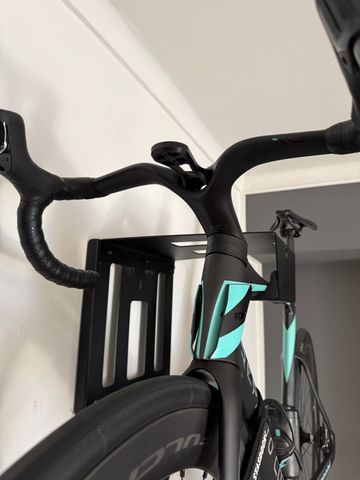 Used Bianchi Oltre RC Frame kit 2024 Frameset 2024 Road & Gravel, Black — image 6 of 8