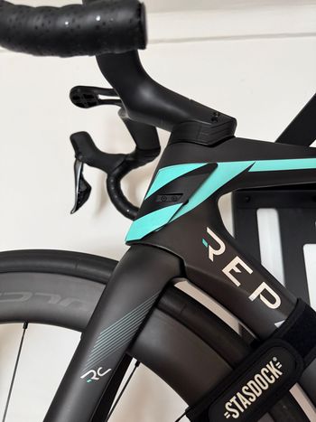Used Bianchi Oltre RC Frame kit 2024 Frameset 2024 Road & Gravel — image 3 of 7