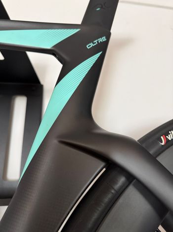 Used Bianchi Oltre RC Frame kit 2024 Frameset 2024 Road & Gravel — image 2 of 7