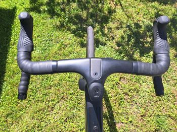 Used Canyon Grail CF SLX 8 Di2 2024 2024 Road & Gravel, Hellgrau — image 12 of 15